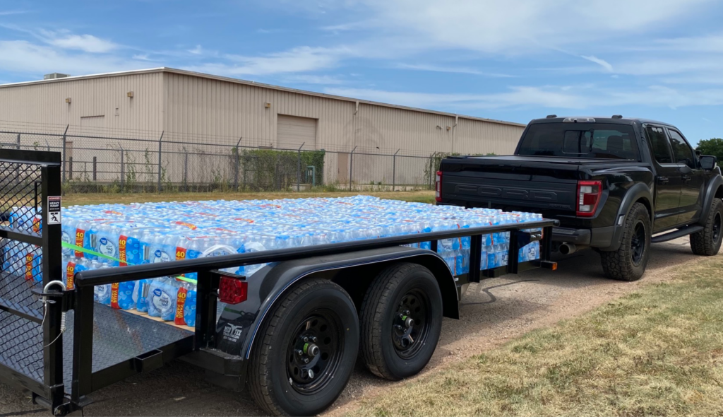 Employees Help Residents without Water in Stamford, TX Blue Nation Online
